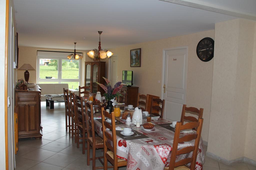 Chambres Et Table D'Hotes La Trottelee Bellefontaine  Buitenkant foto