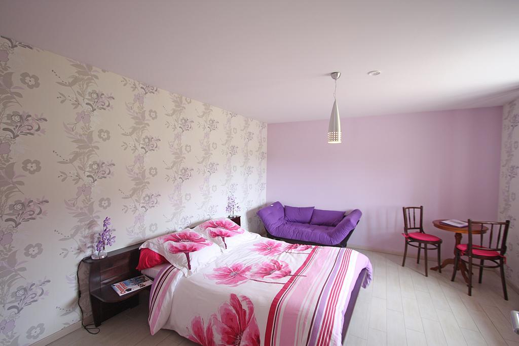 Chambres Et Table D'Hotes La Trottelee Bellefontaine  Kamer foto