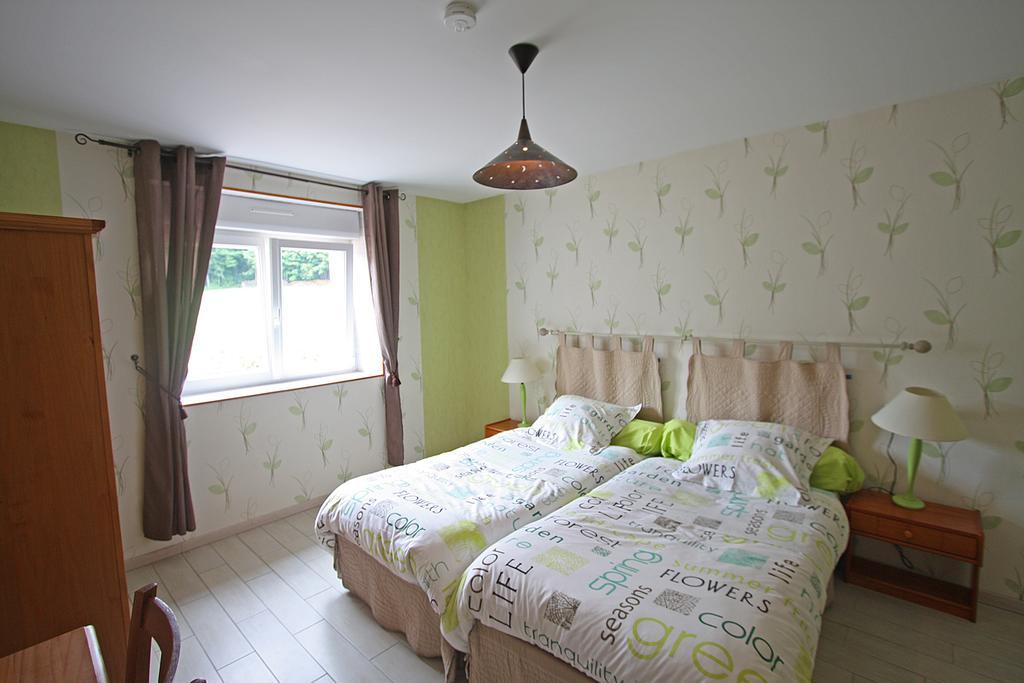Chambres Et Table D'Hotes La Trottelee Bellefontaine  Kamer foto